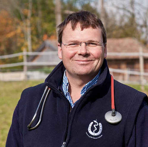 Dr. Tillmann Simon, Tierarzt